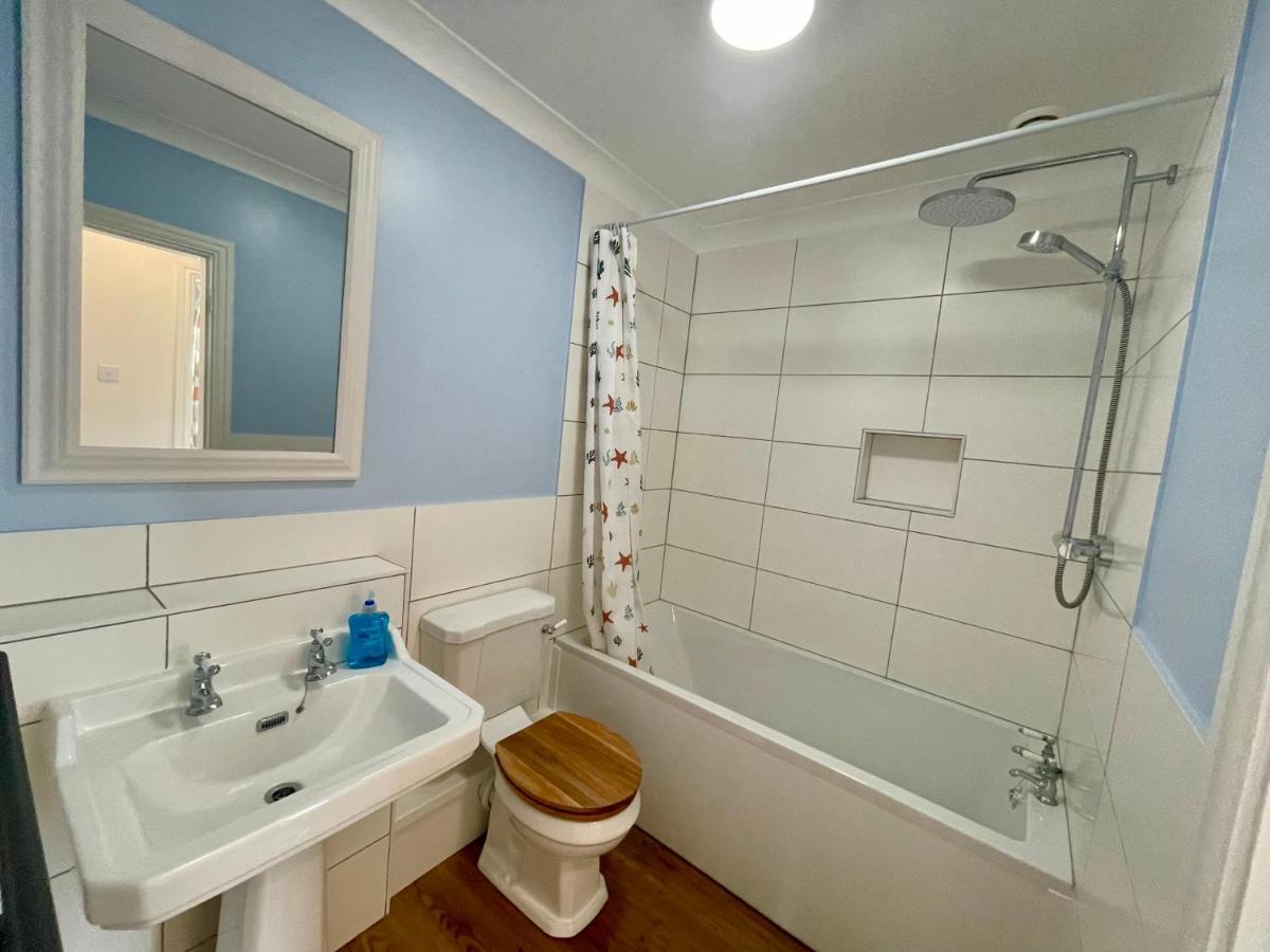 Cosy Victorian Apartment - Central Йорк Экстерьер фото